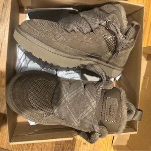 UGG Brown Shoe Box with Label